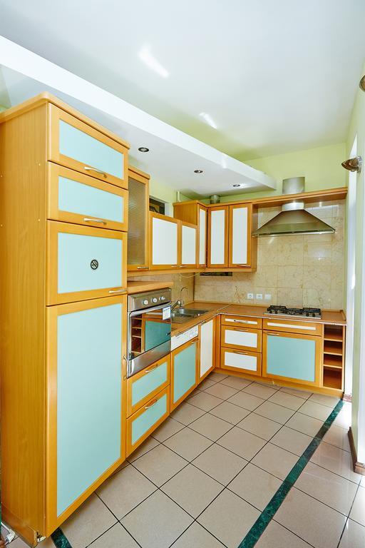 Apartment Deribasovskaya With Jacuzzi Одеса Екстер'єр фото