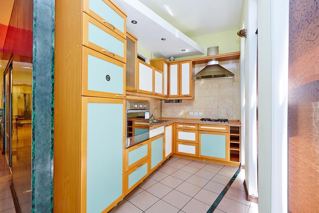 Apartment Deribasovskaya With Jacuzzi Одеса Екстер'єр фото