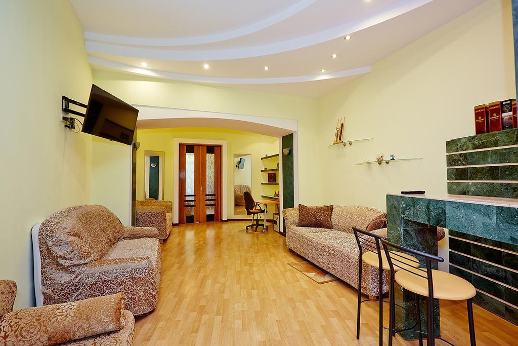 Apartment Deribasovskaya With Jacuzzi Одеса Екстер'єр фото